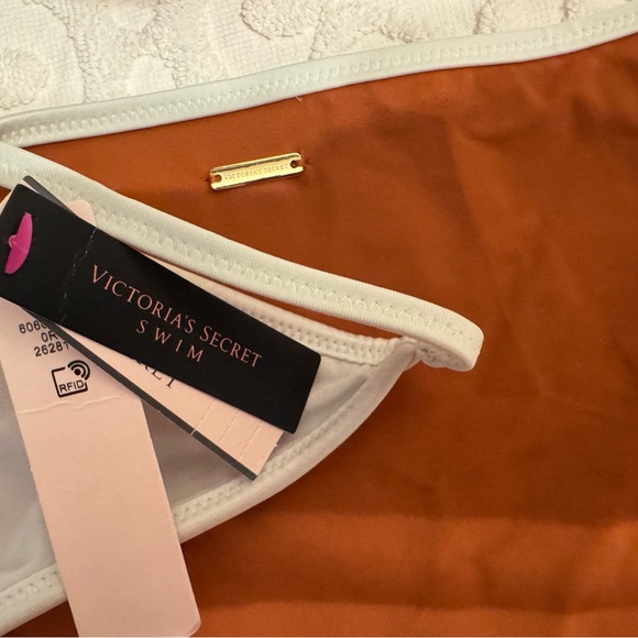 NWT Victoria’s Secret Swim Floral Triangle Bikini Ruffle Top Bikini Set S M - Picture 7 of 9